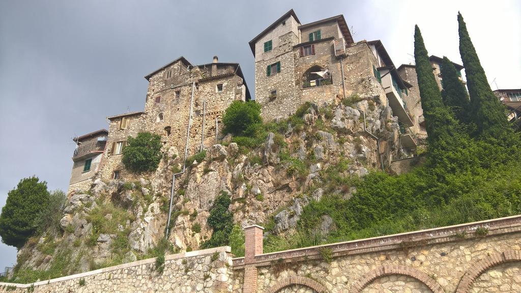 Вилла Il Nido Di Apricus Olevano Romano Экстерьер фото